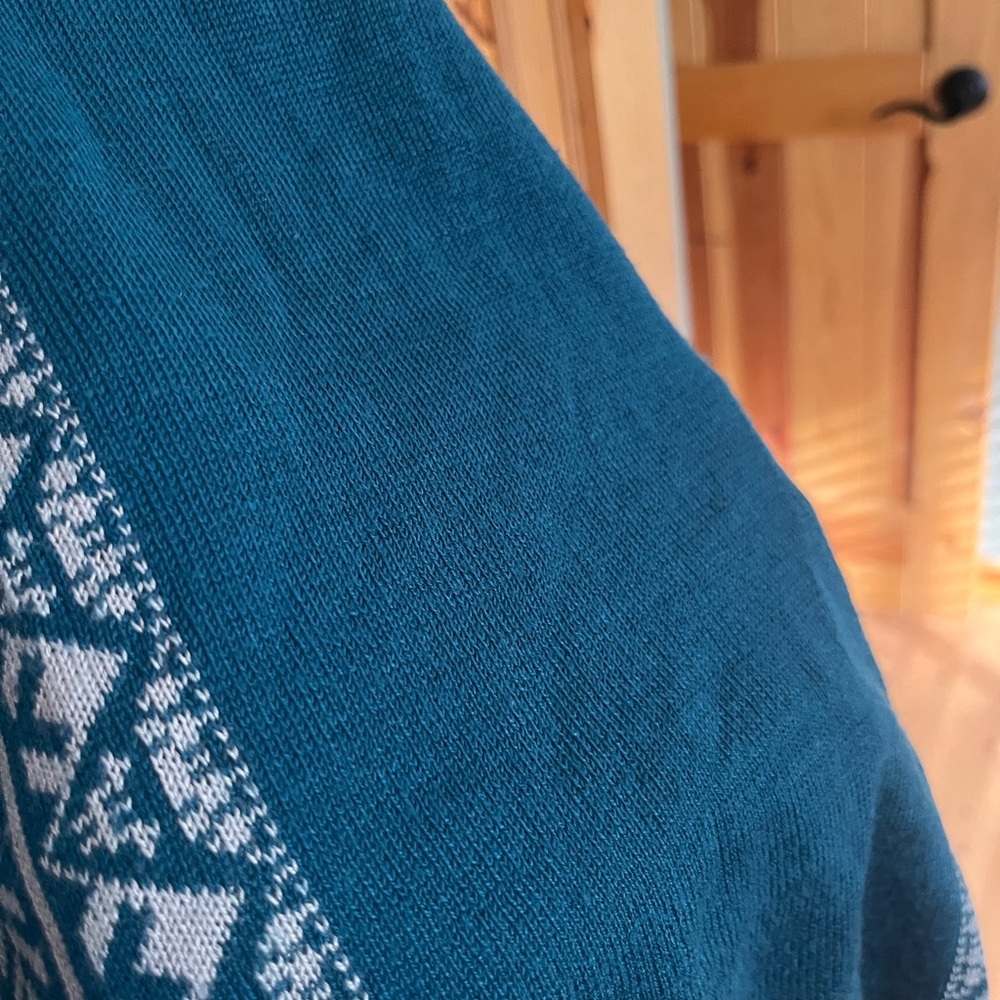 Great Northwest Indigo Teal and Gray Mandala / Lotus Long Poncho Cardigan sz Med - Picture 5 of 8